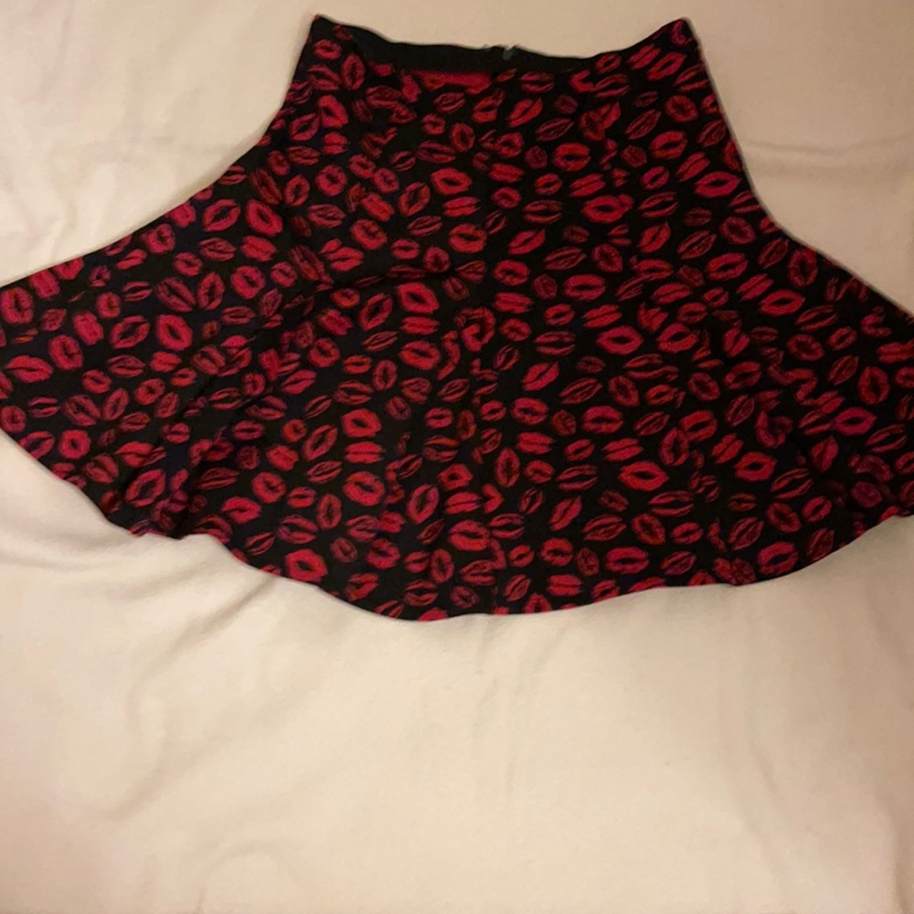 Kisses flare skirt